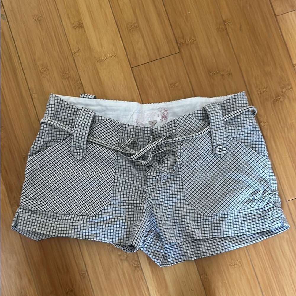 Roxy Black and White High Waist Shorts